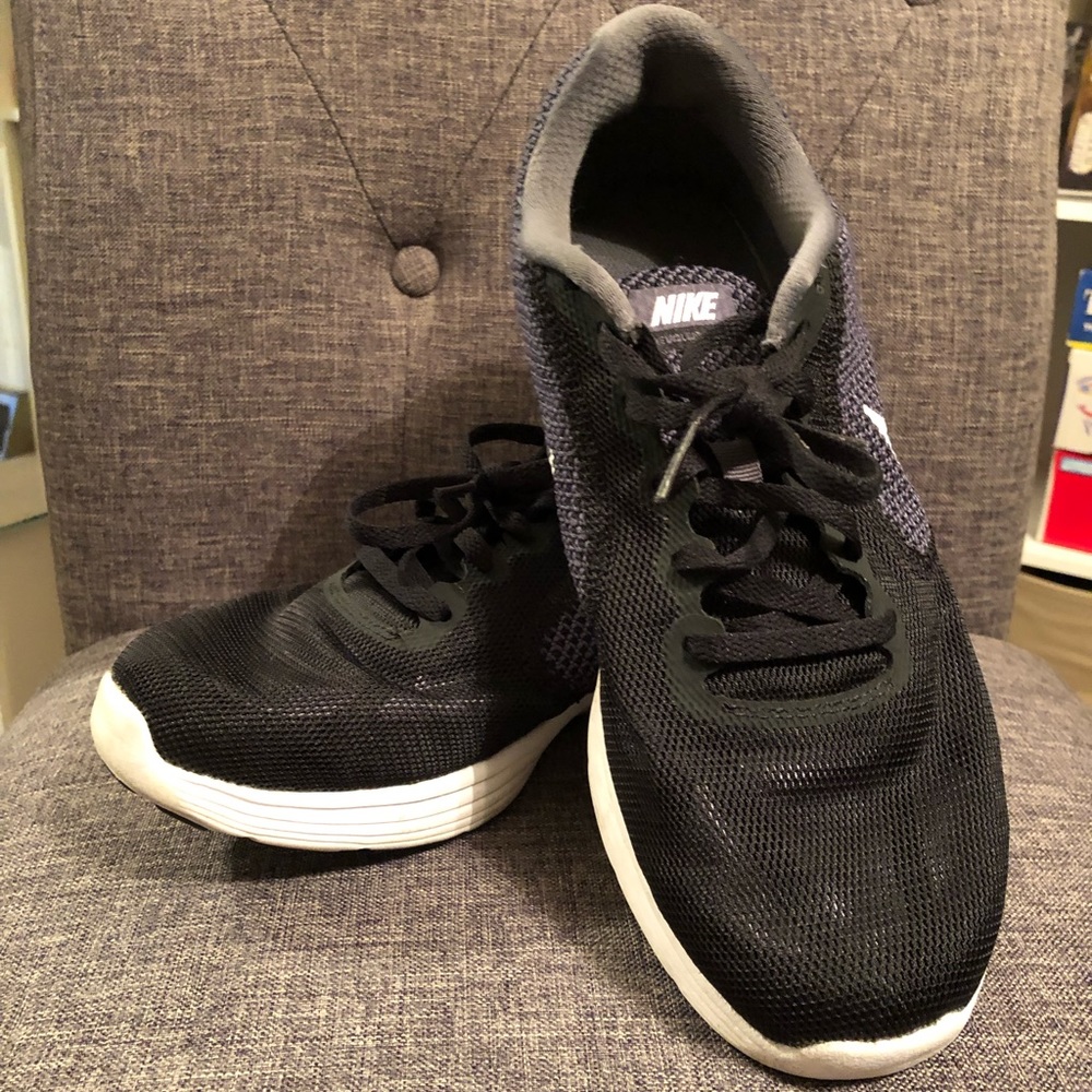 Nike Revolution 3 Running Sneaker Wide